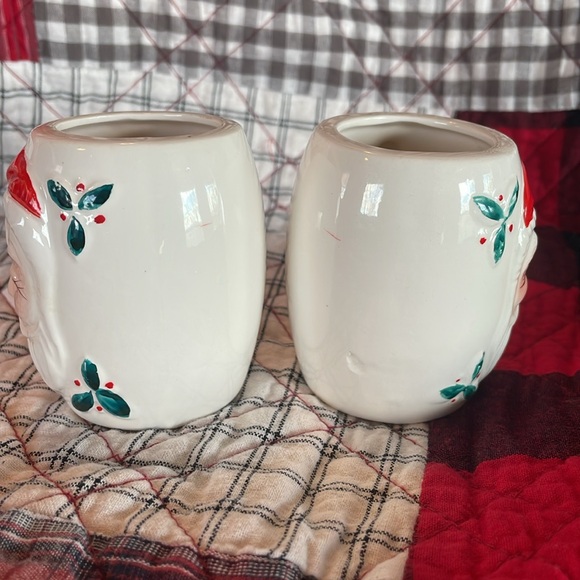 Vintage winking Santa mugs - set of 2 - Picture 4 of 10